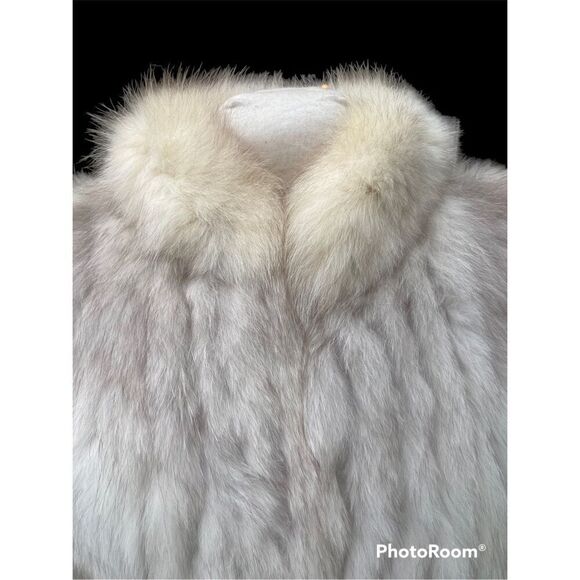 Saga Fox Stroller Coat. Size M.  White/Silver Fox.  Mandarin Collar.Side Pockets - Picture 7 of 13